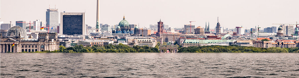 Simulation des steigenden Wasserpegels der Spree in Berlin
