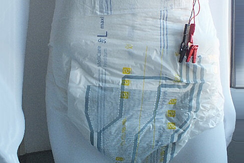 Windel mit integriertem Sensor