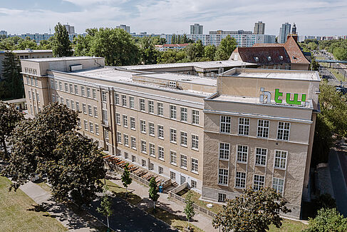 Außenansicht Campus Treskowallee © HTW Berlin/Alexander Rentsch