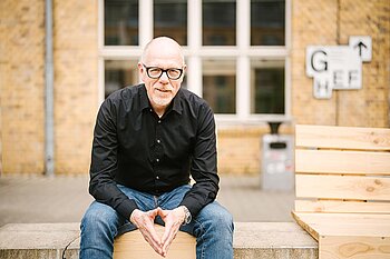 Jan Carstens auf dem Campus der HTW Berlin