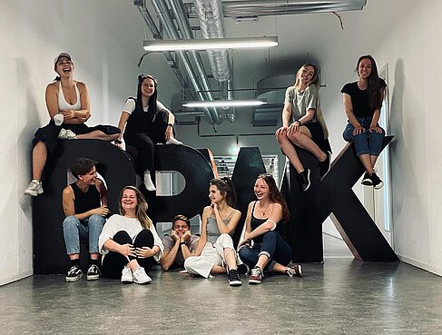 Studierende in der Gruppe