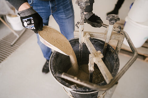 Eimermischer für Beton