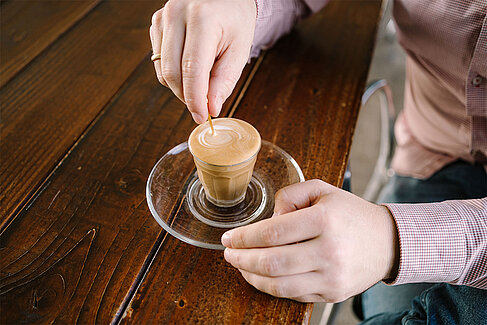Cappuccino im Glas