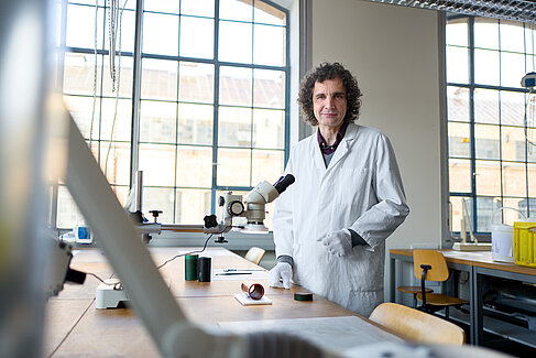 Stephan Puille im Labor