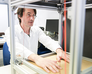 Axel Hagen mit seinem 3D-Scanner